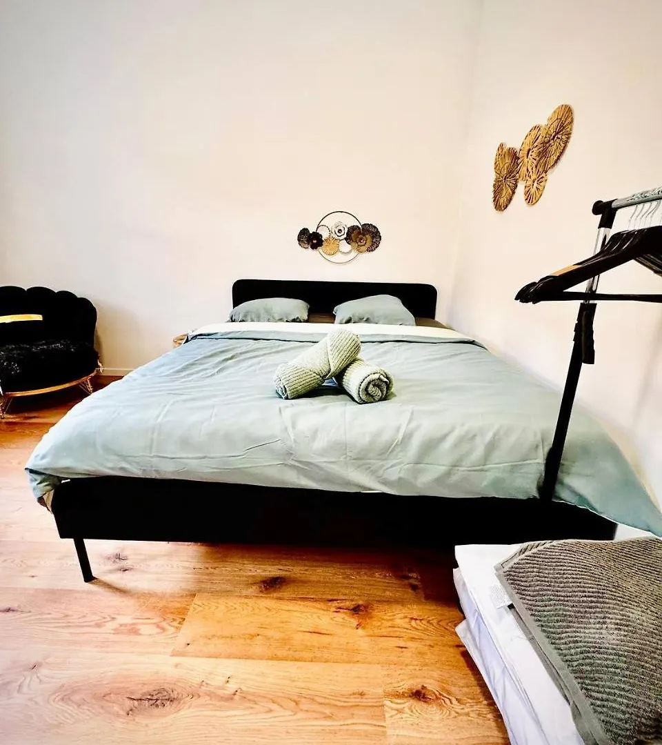 Cozy Apartment In Maerzstrasse Area Mz37 Austria