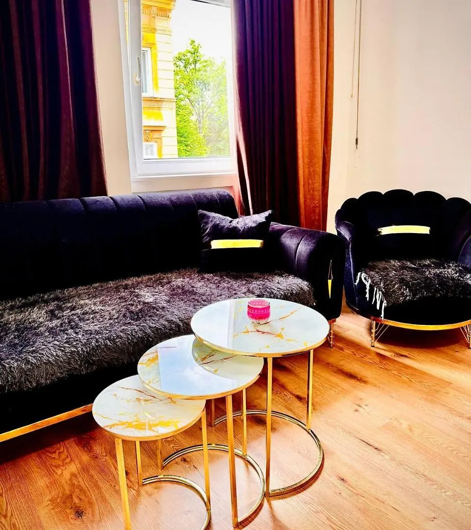 Cozy Apartment In Maerzstrasse Area Mz37  Vienna