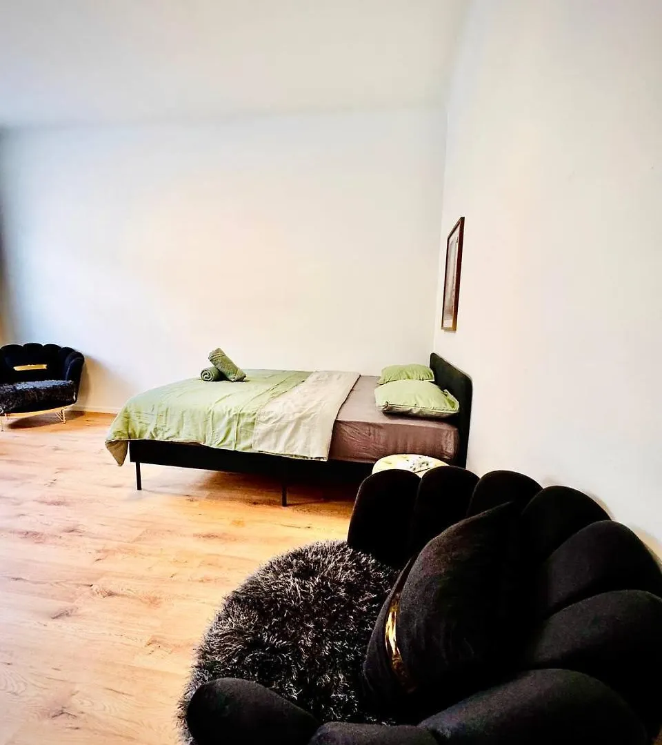 Cozy Apartment In Maerzstrasse Area Mz37 0*, Vienna