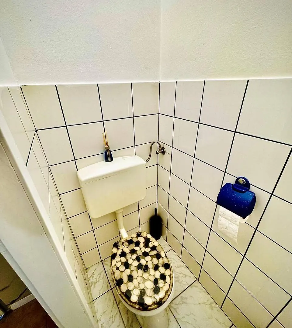 Cozy Apartment In Maerzstrasse Area Mz37